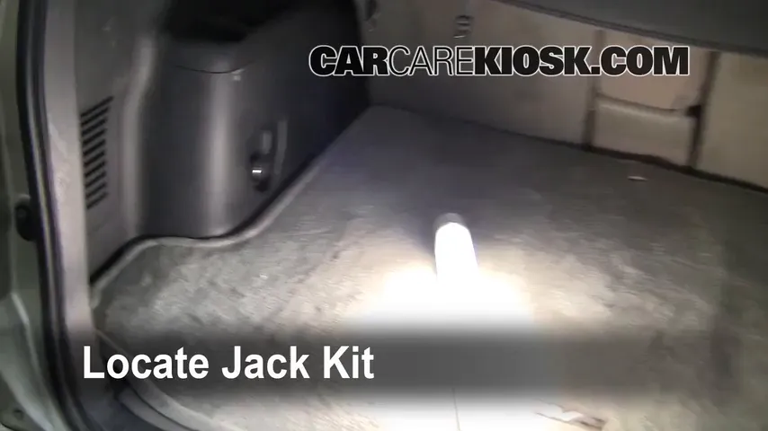 2007 Toyota RAV4 2.4L 4 Cyl. Tires & Wheels Change a Flat Tire